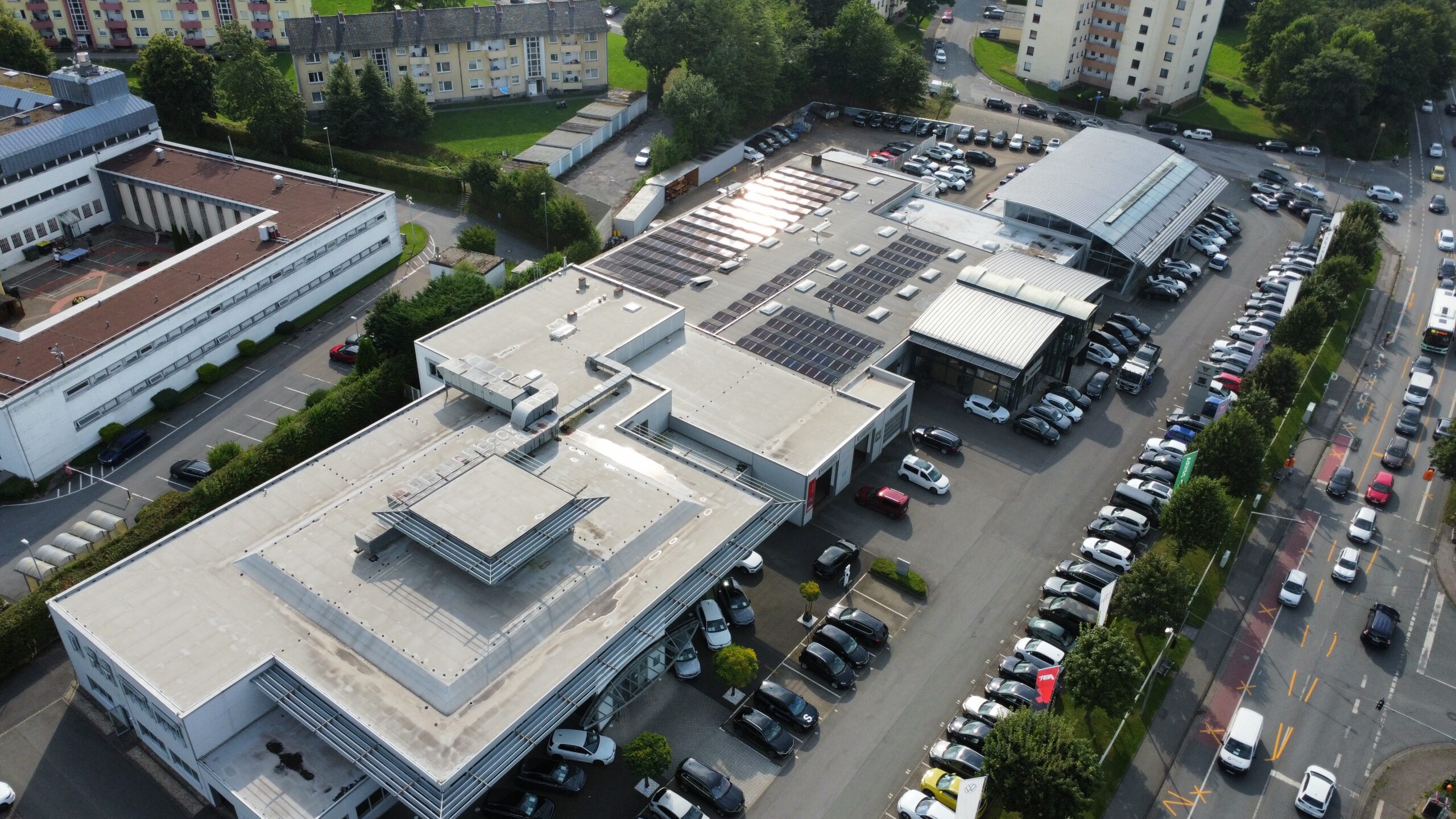 DCIM103MEDIADJI_0185.JPG Eine Gewerbe Photovoltaikanlage aus Hannover Bild 2